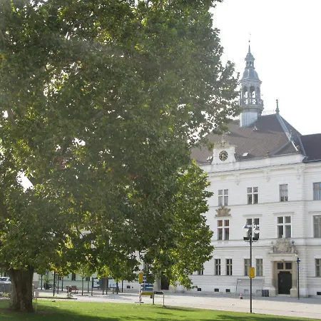 Lejlighed Apartman Valticky Hrozen - V Centru Historickeho Mesta - Hlavniho Mesta Vina Valtice