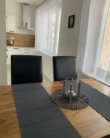 Apartman Valticky Hrozen - V Centru Historickeho Mesta - Hlavniho Mesta Vina